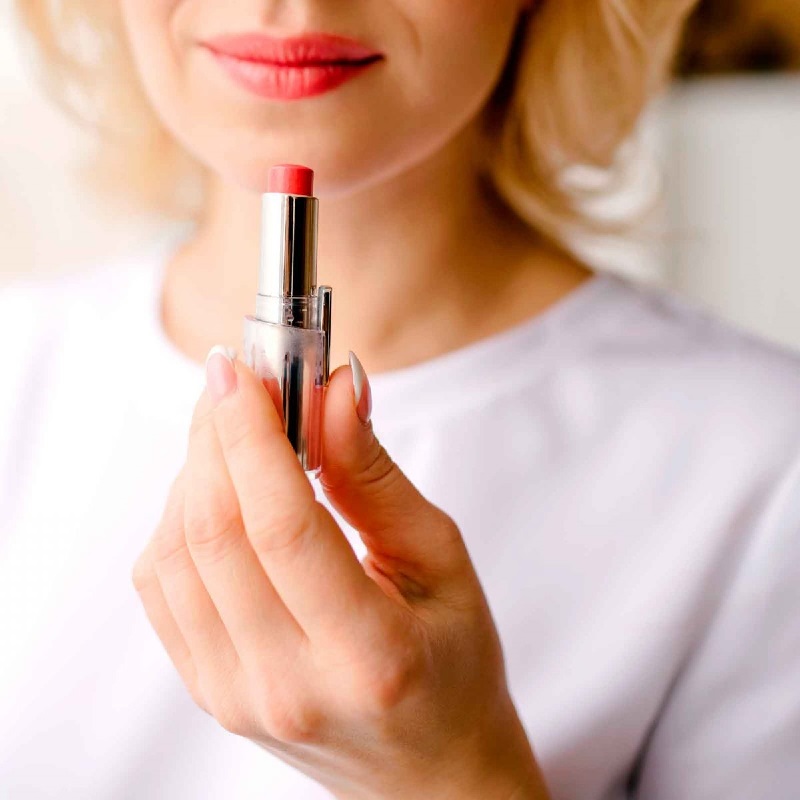 sanitize lipsticks